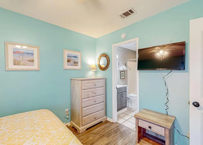 First-floor Dog-friendly With On-site Pool Access & Balcony