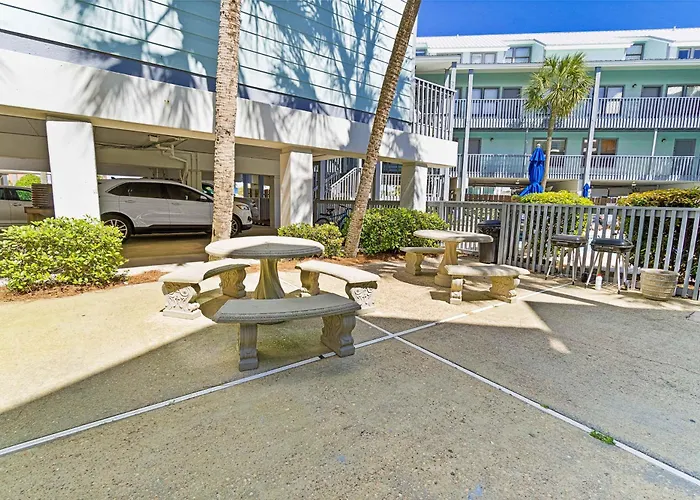 First-floor Dog-friendly With On-site Pool Access & Balcony